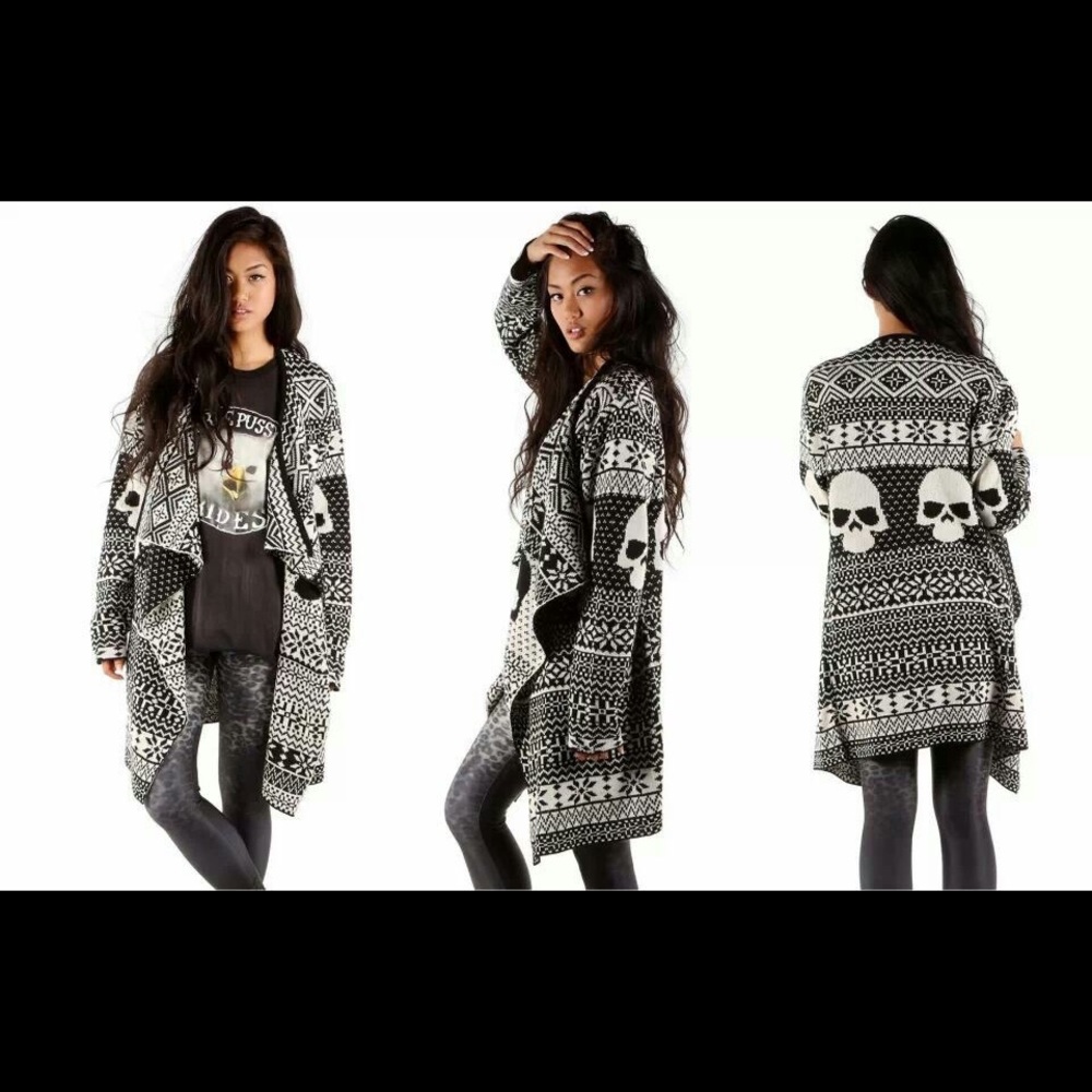 IRON FIST CHRISTMAS SWEATER SKULL AZTEC BLACK